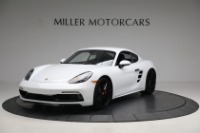 2022 Porsche 718 Cayman