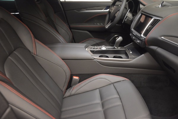 New 2017 Maserati Levante S Q4 for sale Sold at Rolls-Royce Motor Cars Greenwich in Greenwich CT 06830 17