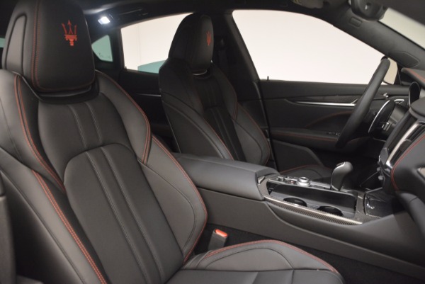 New 2017 Maserati Levante S Q4 for sale Sold at Rolls-Royce Motor Cars Greenwich in Greenwich CT 06830 18