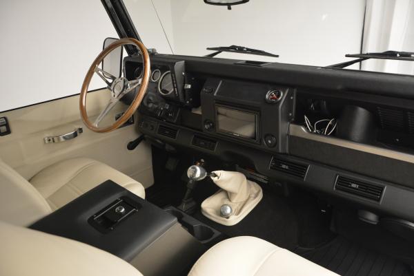 Used 1985 LAND ROVER Defender 110 for sale Sold at Rolls-Royce Motor Cars Greenwich in Greenwich CT 06830 15