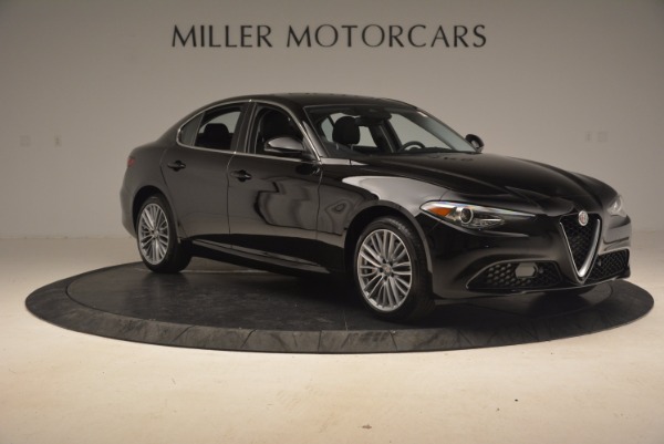 New 2017 Alfa Romeo Giulia Ti Q4 for sale Sold at Rolls-Royce Motor Cars Greenwich in Greenwich CT 06830 9