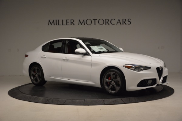 New 2017 Alfa Romeo Giulia Q4 for sale Sold at Rolls-Royce Motor Cars Greenwich in Greenwich CT 06830 10