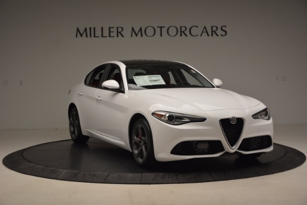 New 2017 Alfa Romeo Giulia Q4 for sale Sold at Rolls-Royce Motor Cars Greenwich in Greenwich CT 06830 11