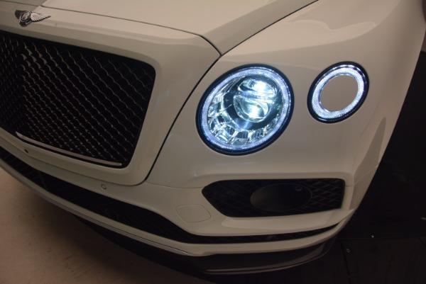 New 2018 Bentley Bentayga Black Edition for sale Sold at Rolls-Royce Motor Cars Greenwich in Greenwich CT 06830 19