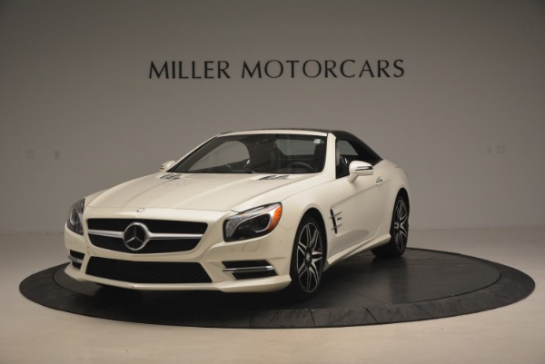 Used 2015 Mercedes Benz SL-Class SL 550 for sale Sold at Rolls-Royce Motor Cars Greenwich in Greenwich CT 06830 14