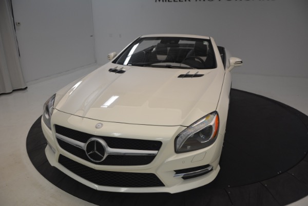 Used 2015 Mercedes Benz SL-Class SL 550 for sale Sold at Rolls-Royce Motor Cars Greenwich in Greenwich CT 06830 25