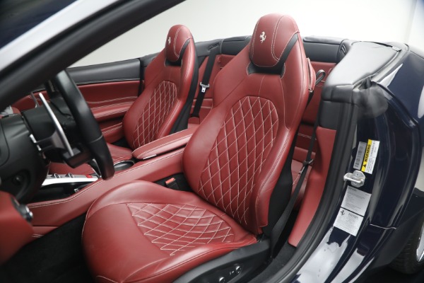 Used 2016 Ferrari California T for sale $119,900 at Rolls-Royce Motor Cars Greenwich in Greenwich CT 06830 15