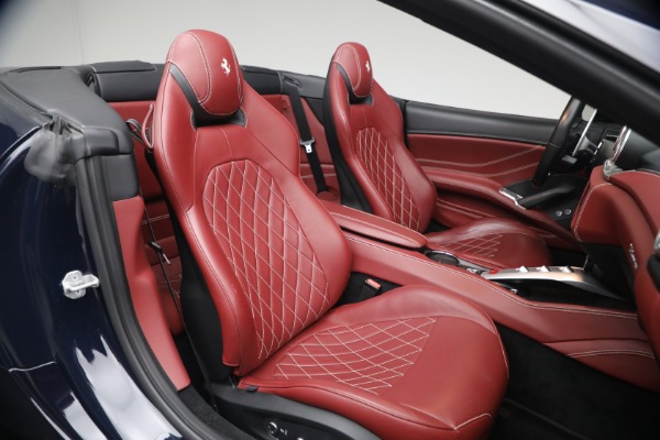 Used 2016 Ferrari California T for sale $119,900 at Rolls-Royce Motor Cars Greenwich in Greenwich CT 06830 18