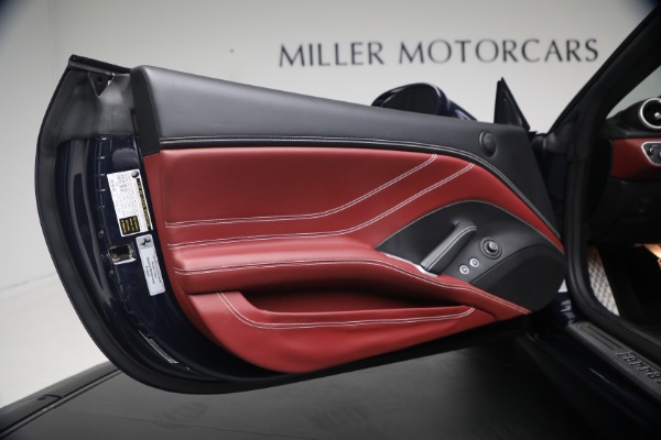Used 2016 Ferrari California T for sale $119,900 at Rolls-Royce Motor Cars Greenwich in Greenwich CT 06830 20
