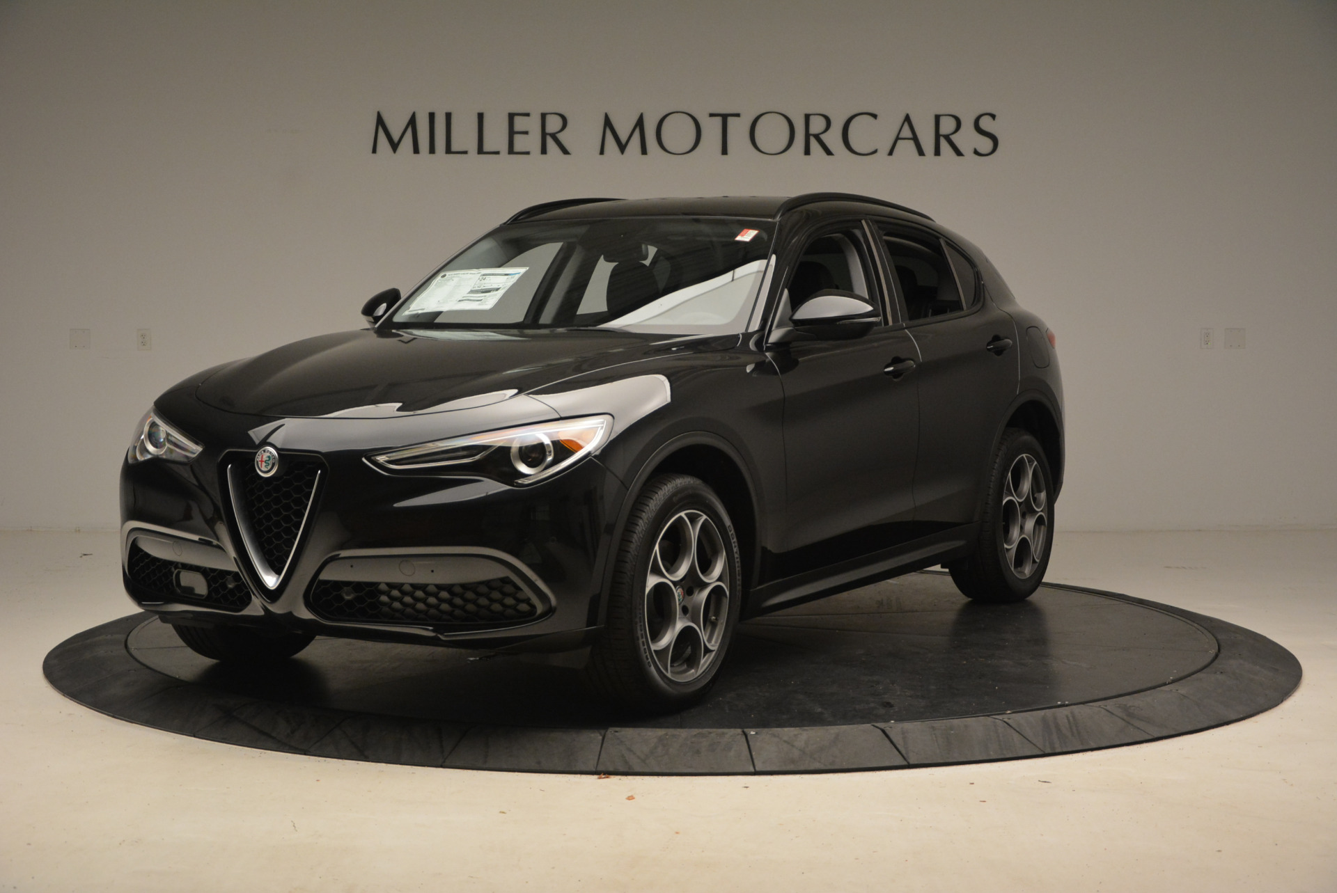 New 2018 Alfa Romeo Stelvio Sport Q4 for sale Sold at Rolls-Royce Motor Cars Greenwich in Greenwich CT 06830 1