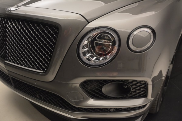 New 2018 Bentley Bentayga Black Edition for sale Sold at Rolls-Royce Motor Cars Greenwich in Greenwich CT 06830 17