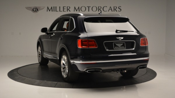 Used 2018 Bentley Bentayga W12 Signature for sale Sold at Rolls-Royce Motor Cars Greenwich in Greenwich CT 06830 5