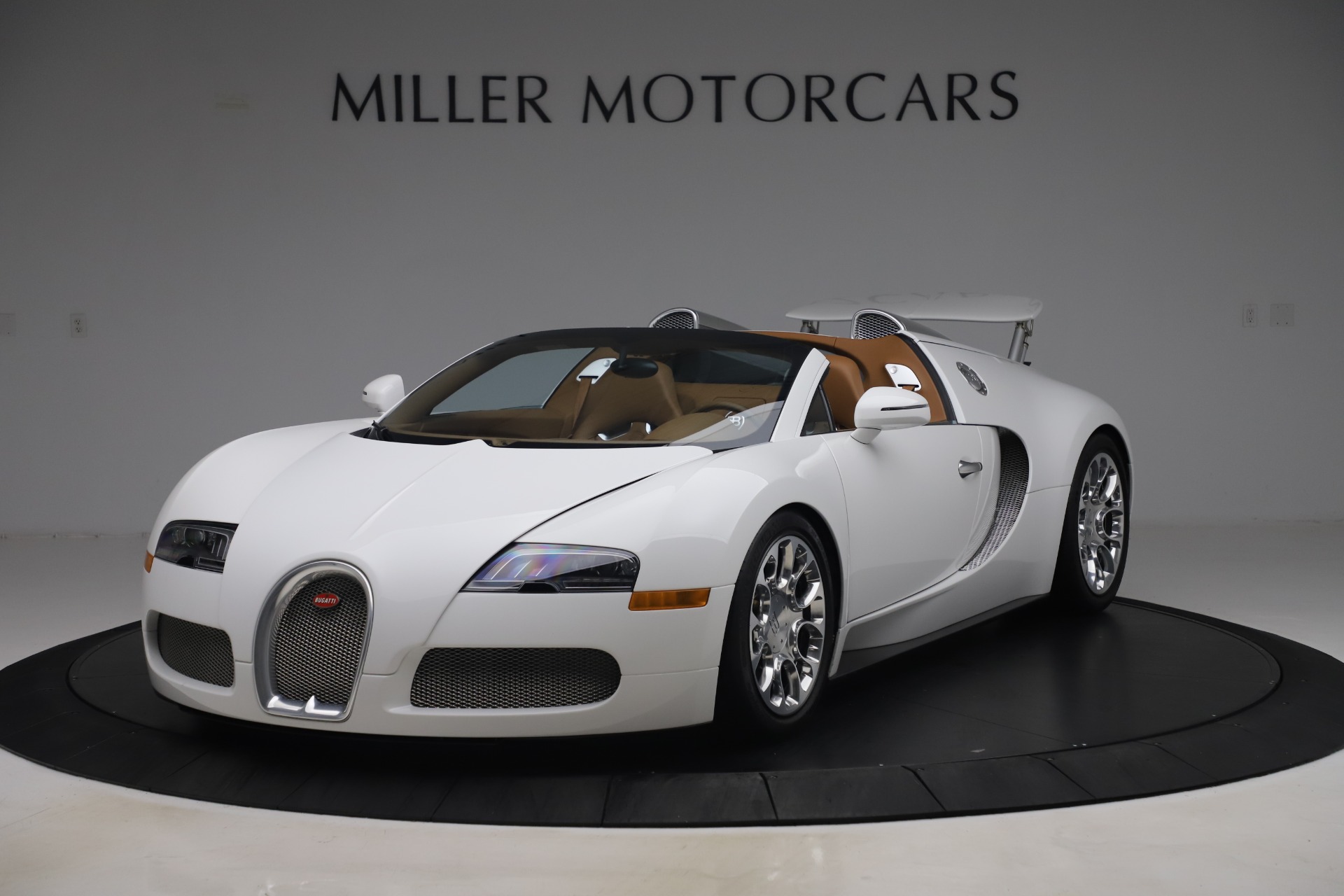 Used 2011 Bugatti Veyron 16.4 Grand Sport for sale Sold at Rolls-Royce Motor Cars Greenwich in Greenwich CT 06830 1