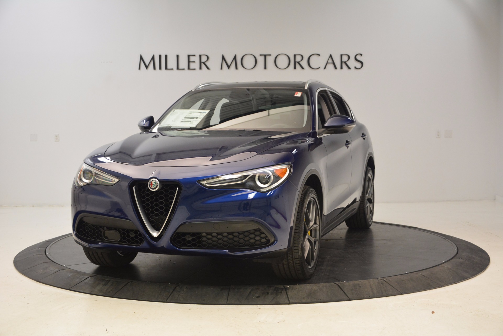 New 2018 Alfa Romeo Stelvio Ti Q4 for sale Sold at Rolls-Royce Motor Cars Greenwich in Greenwich CT 06830 1