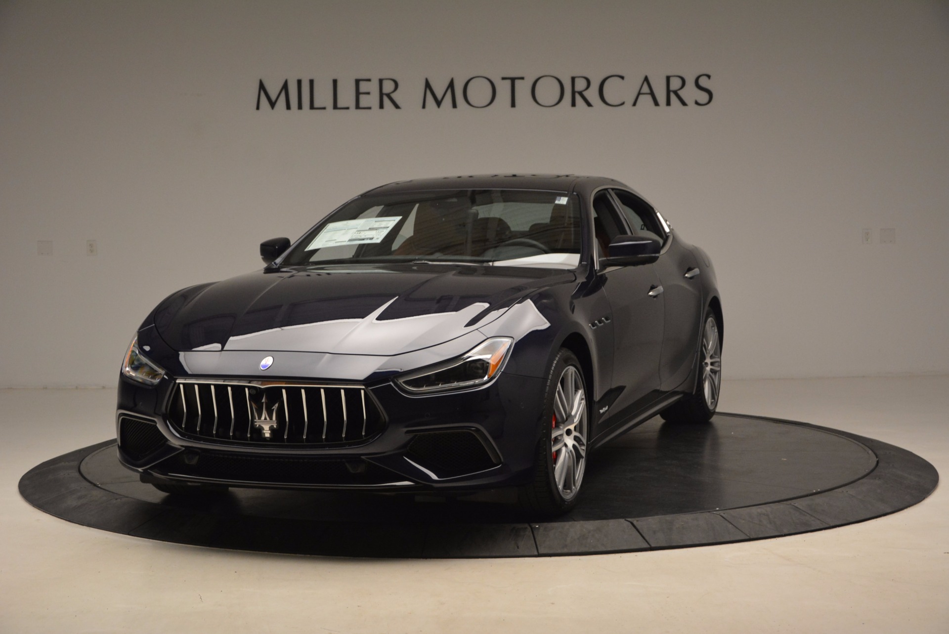 New 2018 Maserati Ghibli S Q4 Gransport for sale Sold at Rolls-Royce Motor Cars Greenwich in Greenwich CT 06830 1