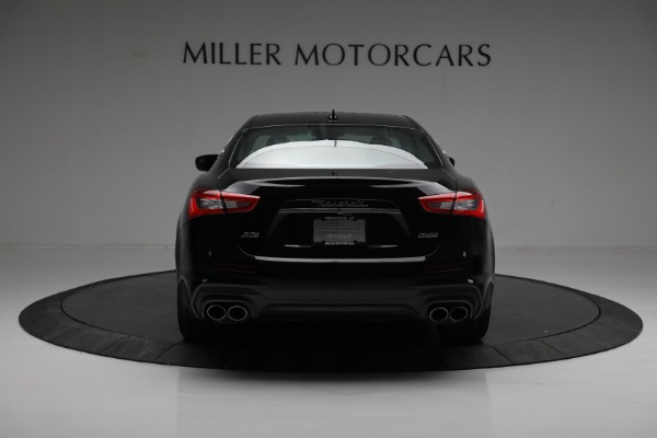 Used 2018 Maserati Ghibli S Q4 Gransport for sale $56,900 at Rolls-Royce Motor Cars Greenwich in Greenwich CT 06830 7