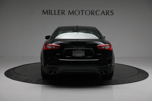 Used 2018 Maserati Ghibli S Q4 Gransport for sale Sold at Rolls-Royce Motor Cars Greenwich in Greenwich CT 06830 7