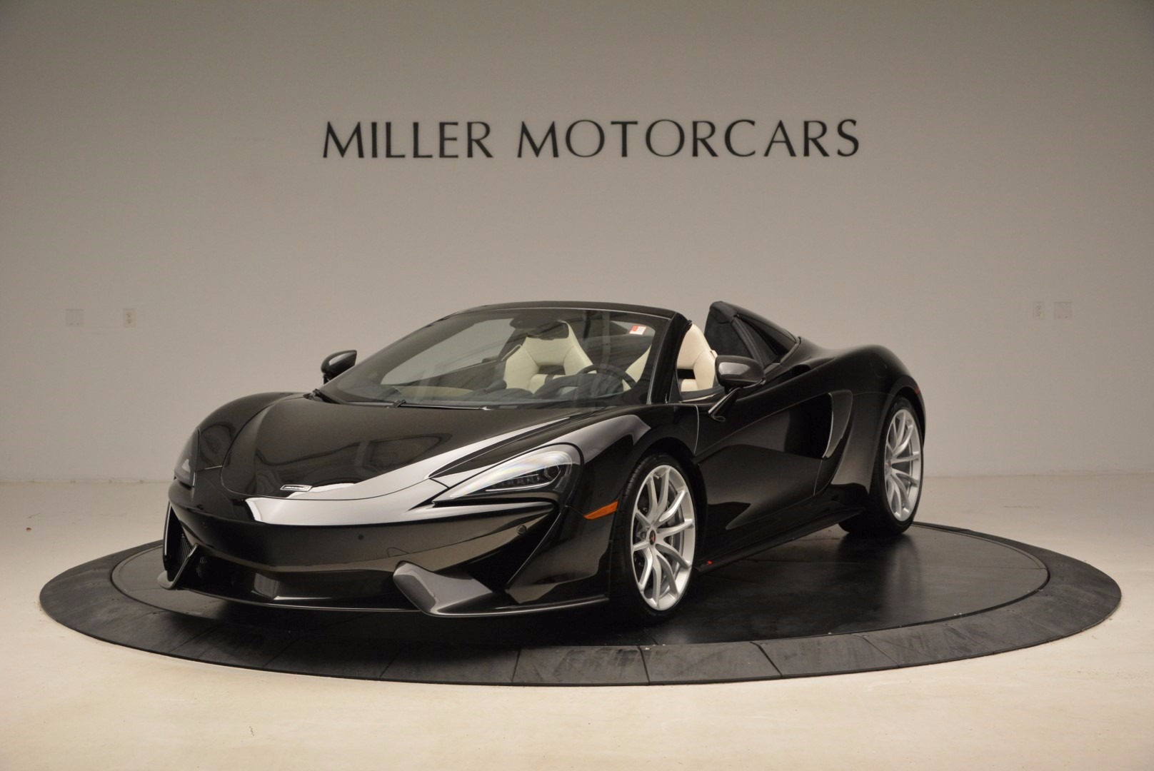 New 2018 McLaren 570S Spider for sale Sold at Rolls-Royce Motor Cars Greenwich in Greenwich CT 06830 1