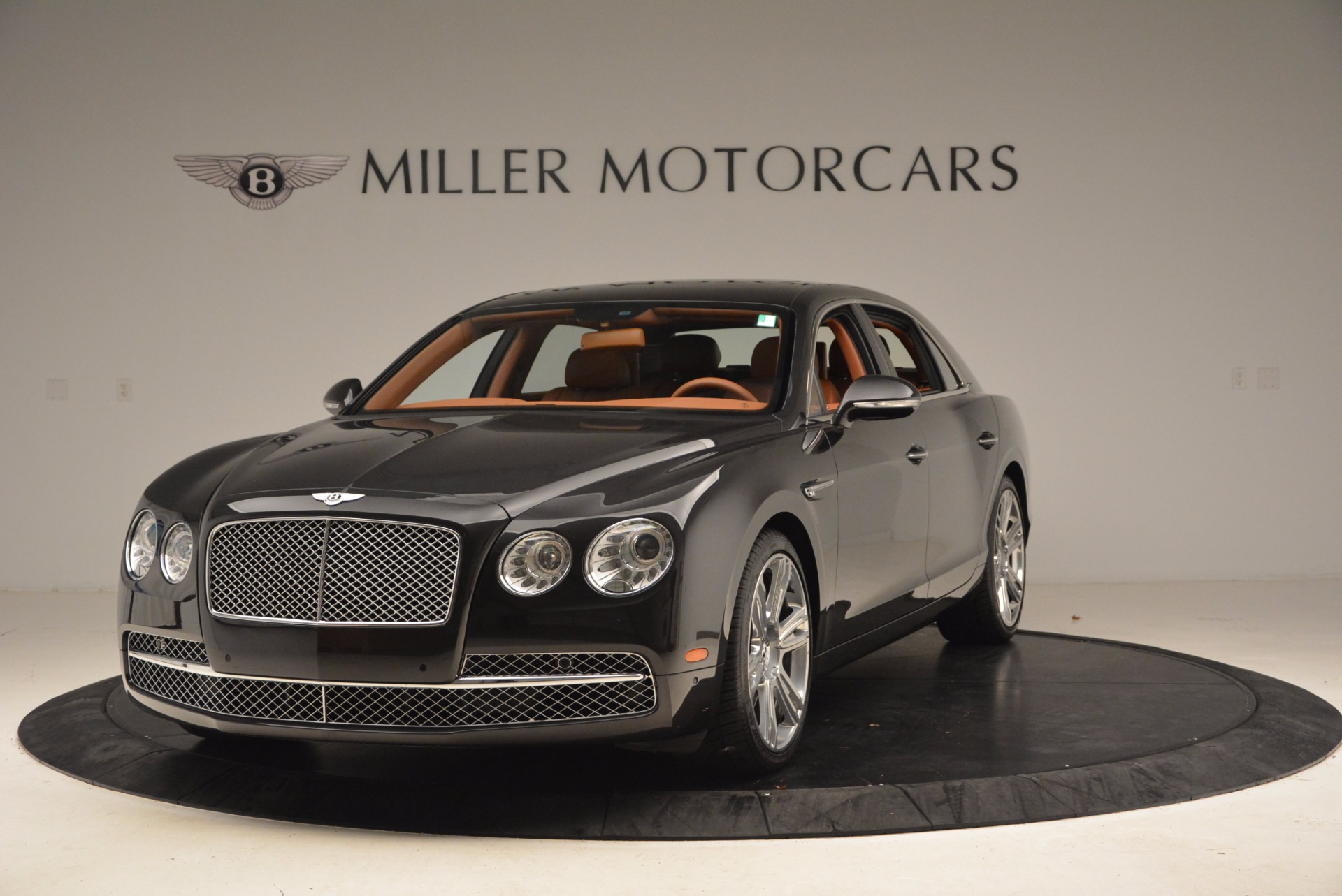 Used 2014 Bentley Flying Spur W12 for sale Sold at Rolls-Royce Motor Cars Greenwich in Greenwich CT 06830 1