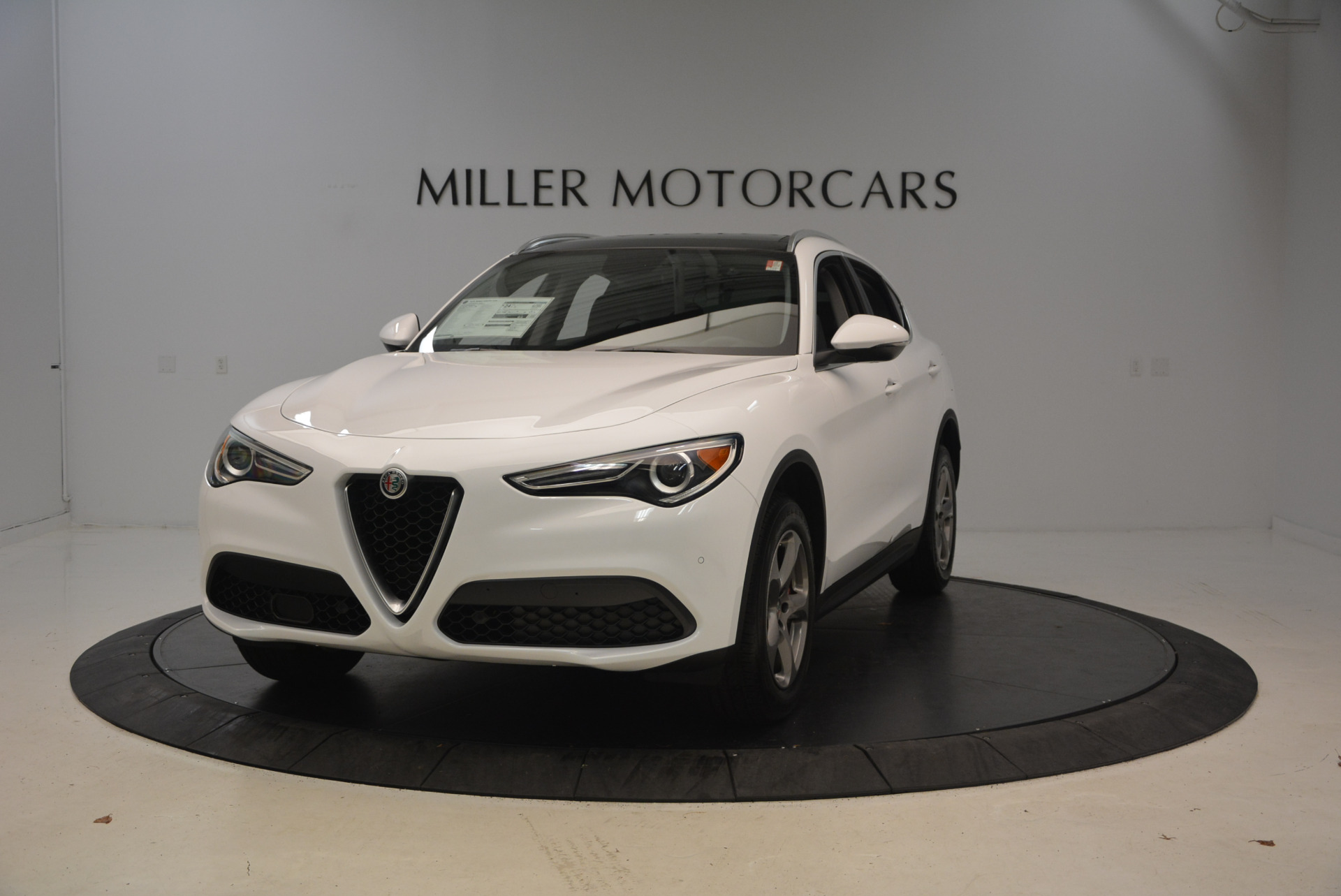 New 2018 Alfa Romeo Stelvio Q4 for sale Sold at Rolls-Royce Motor Cars Greenwich in Greenwich CT 06830 1