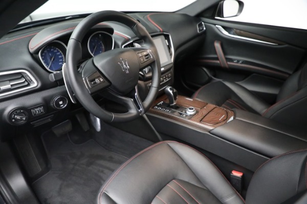 Used 2018 Maserati Ghibli S Q4 for sale $52,900 at Rolls-Royce Motor Cars Greenwich in Greenwich CT 06830 13