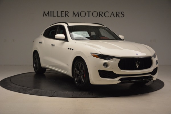 New 2018 Maserati Levante Q4 GranLusso for sale Sold at Rolls-Royce Motor Cars Greenwich in Greenwich CT 06830 11