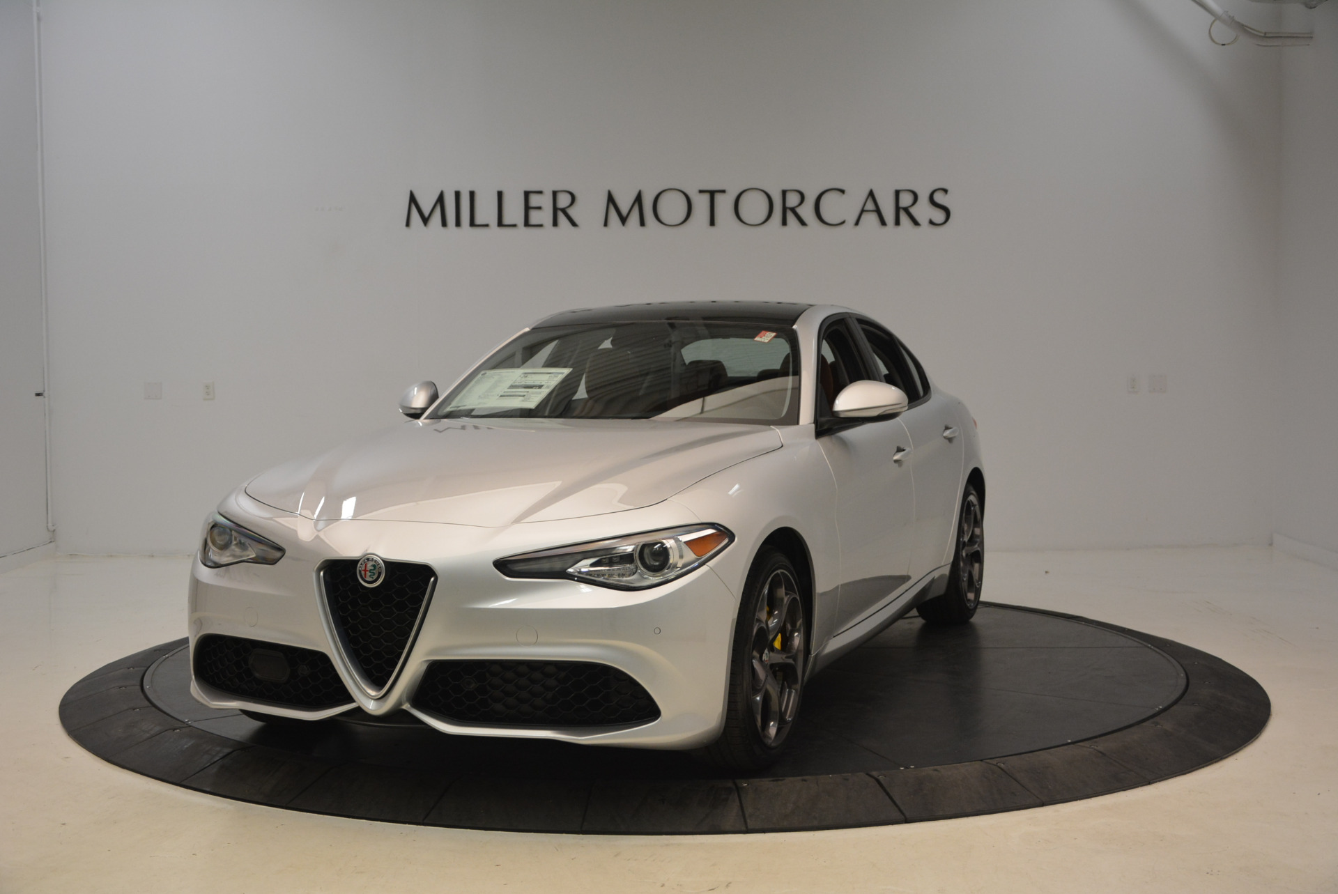 New 2018 Alfa Romeo Giulia Ti Sport Q4 for sale Sold at Rolls-Royce Motor Cars Greenwich in Greenwich CT 06830 1