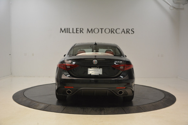 New 2018 Alfa Romeo Giulia Ti Sport Q4 for sale Sold at Rolls-Royce Motor Cars Greenwich in Greenwich CT 06830 6