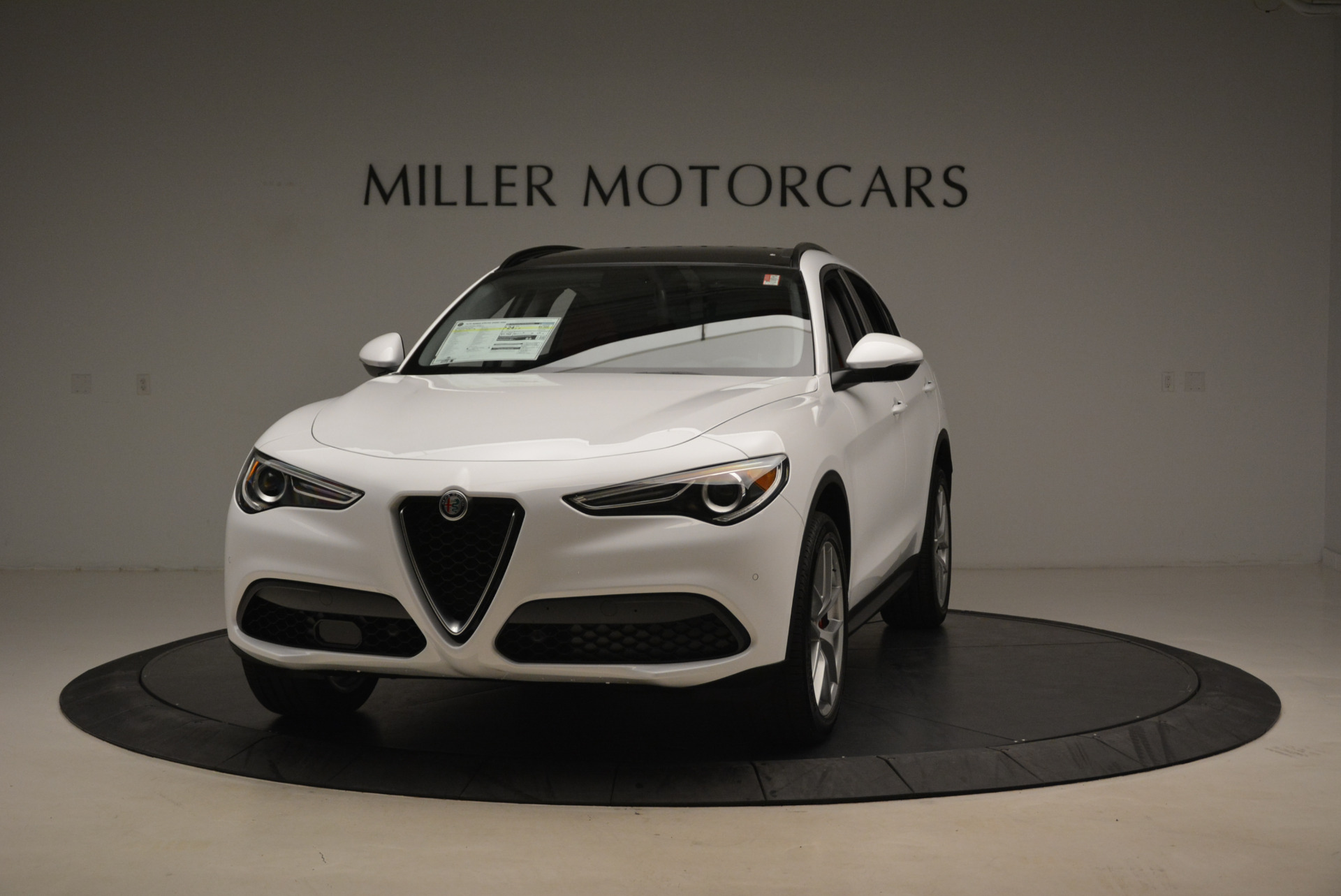 New 2018 Alfa Romeo Stelvio Sport Q4 for sale Sold at Rolls-Royce Motor Cars Greenwich in Greenwich CT 06830 1