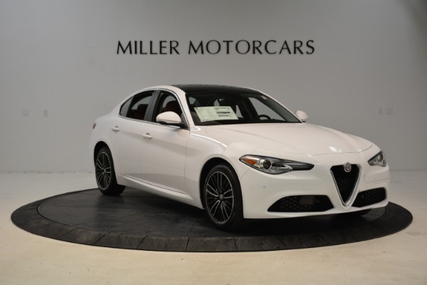 New 2018 Alfa Romeo Giulia Ti Lusso Q4 for sale Sold at Rolls-Royce Motor Cars Greenwich in Greenwich CT 06830 11