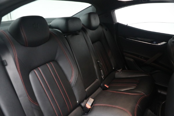 Used 2018 Maserati Ghibli S Q4 for sale $34,900 at Rolls-Royce Motor Cars Greenwich in Greenwich CT 06830 23