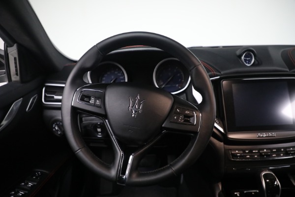 Used 2018 Maserati Ghibli S Q4 for sale $34,900 at Rolls-Royce Motor Cars Greenwich in Greenwich CT 06830 26