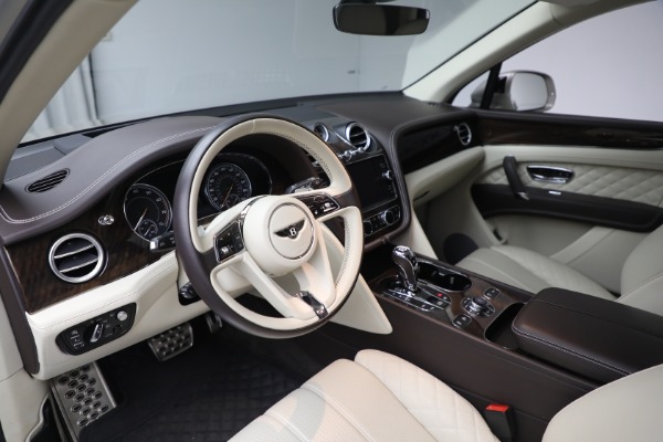 Used 2018 Bentley Bentayga Signature Edition for sale Sold at Rolls-Royce Motor Cars Greenwich in Greenwich CT 06830 14