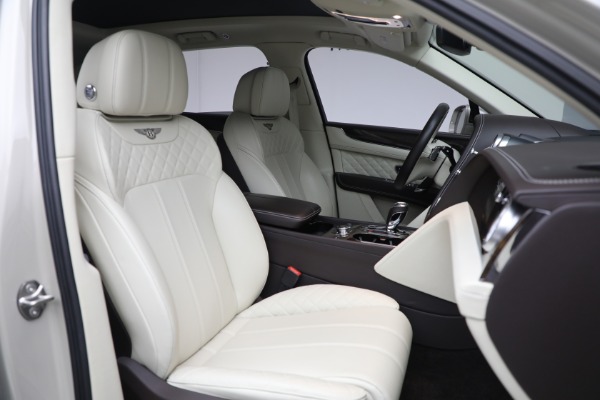 Used 2018 Bentley Bentayga Signature Edition for sale Sold at Rolls-Royce Motor Cars Greenwich in Greenwich CT 06830 22