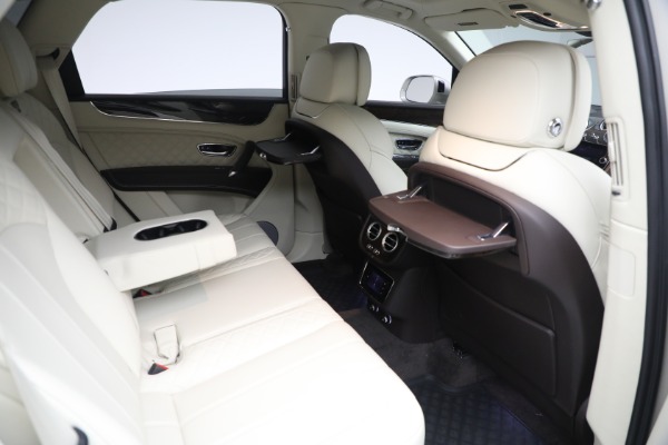 Used 2018 Bentley Bentayga Signature Edition for sale Sold at Rolls-Royce Motor Cars Greenwich in Greenwich CT 06830 23