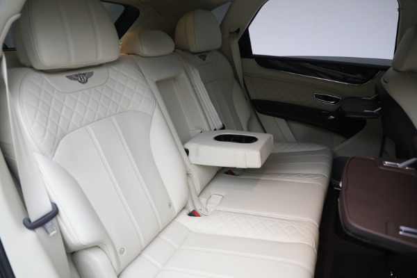 Used 2018 Bentley Bentayga Signature Edition for sale Sold at Rolls-Royce Motor Cars Greenwich in Greenwich CT 06830 25