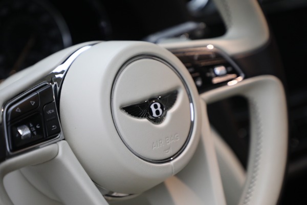 Used 2018 Bentley Bentayga Signature Edition for sale Sold at Rolls-Royce Motor Cars Greenwich in Greenwich CT 06830 27