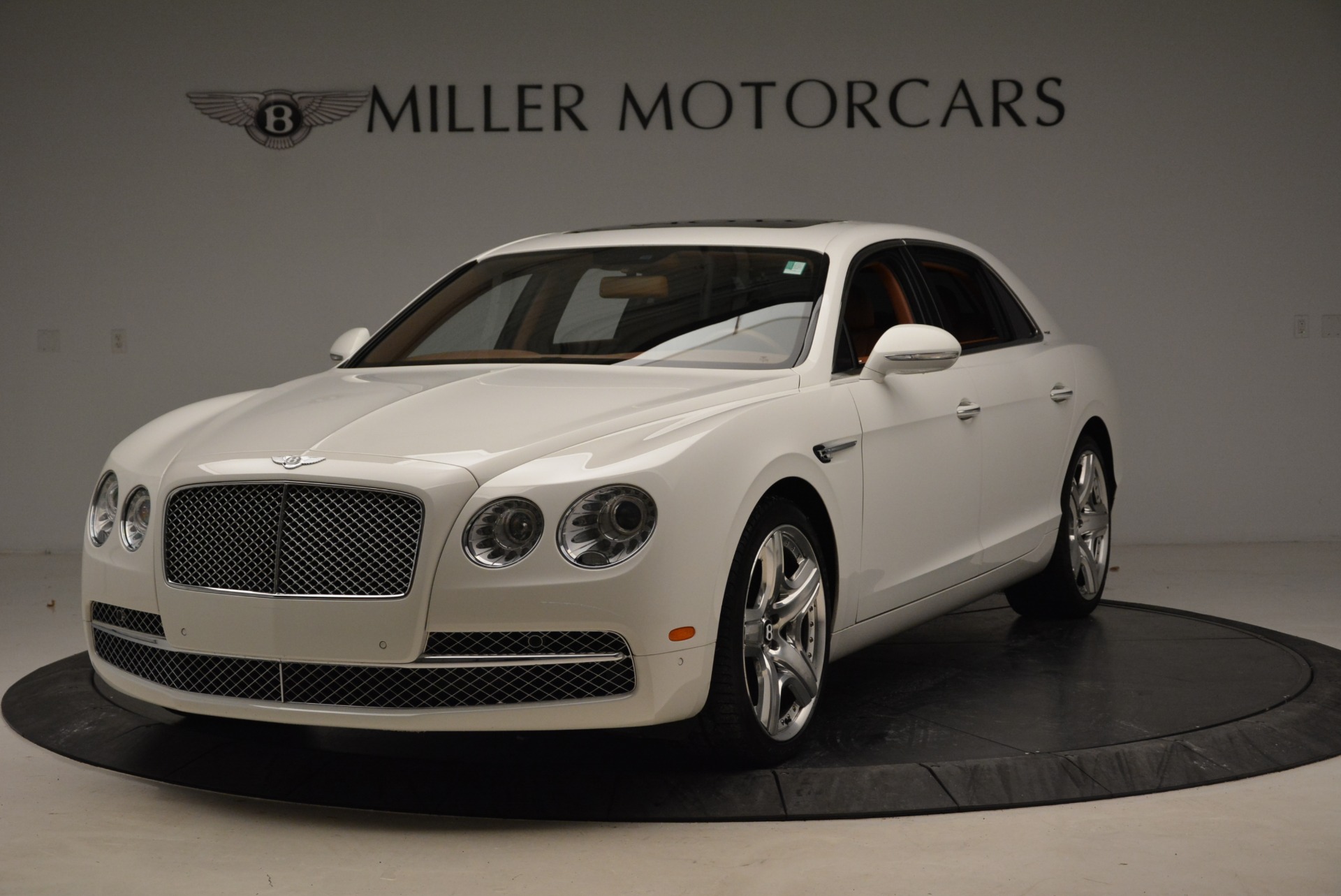 Used 2014 Bentley Flying Spur W12 for sale Sold at Rolls-Royce Motor Cars Greenwich in Greenwich CT 06830 1