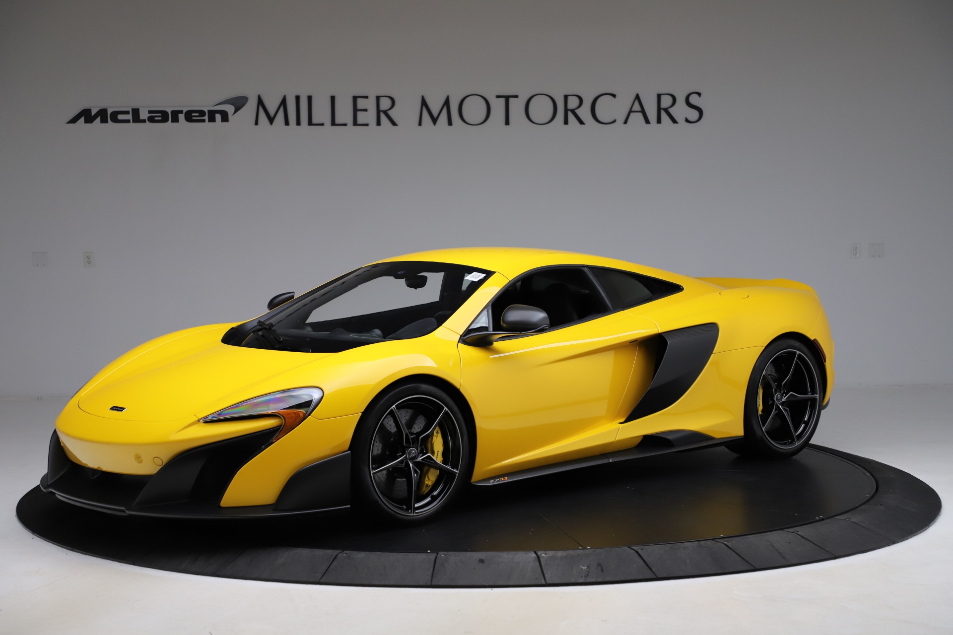 Used 2016 McLaren 675LT for sale Sold at Rolls-Royce Motor Cars Greenwich in Greenwich CT 06830 1