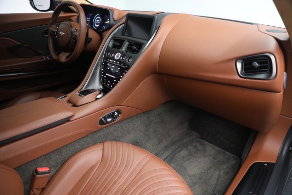 Used 2018 Aston Martin DB11 V12 for sale $127,900 at Rolls-Royce Motor Cars Greenwich in Greenwich CT 06830 25