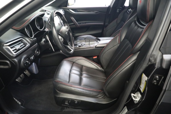 Used 2018 Maserati Ghibli SQ4 GranSport for sale $49,900 at Rolls-Royce Motor Cars Greenwich in Greenwich CT 06830 18