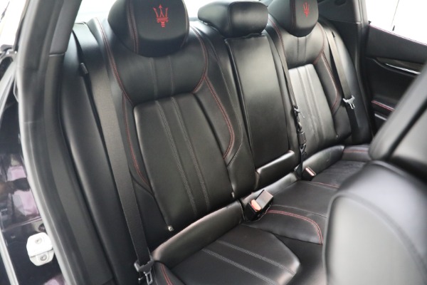 Used 2018 Maserati Ghibli SQ4 GranSport for sale $49,900 at Rolls-Royce Motor Cars Greenwich in Greenwich CT 06830 24