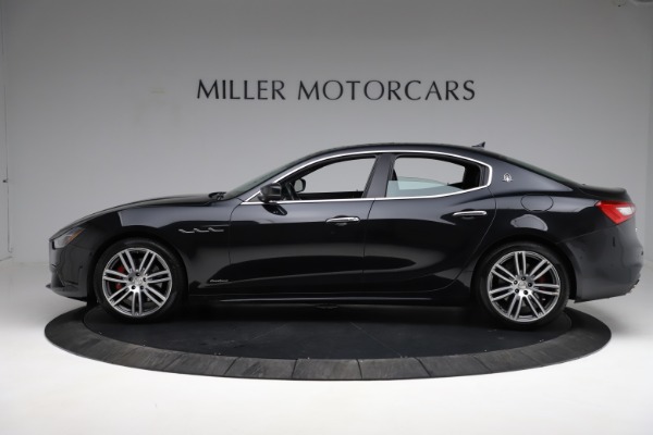 Used 2018 Maserati Ghibli S Q4 Gransport for sale Sold at Rolls-Royce Motor Cars Greenwich in Greenwich CT 06830 3