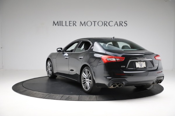 Used 2018 Maserati Ghibli S Q4 Gransport for sale Sold at Rolls-Royce Motor Cars Greenwich in Greenwich CT 06830 5