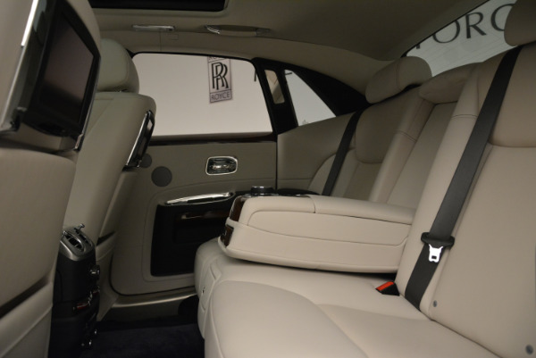 Used 2015 Rolls-Royce Ghost for sale Sold at Rolls-Royce Motor Cars Greenwich in Greenwich CT 06830 26