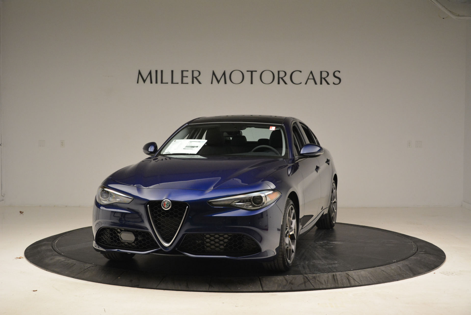 New 2018 Alfa Romeo Giulia Ti Sport Q4 for sale Sold at Rolls-Royce Motor Cars Greenwich in Greenwich CT 06830 1