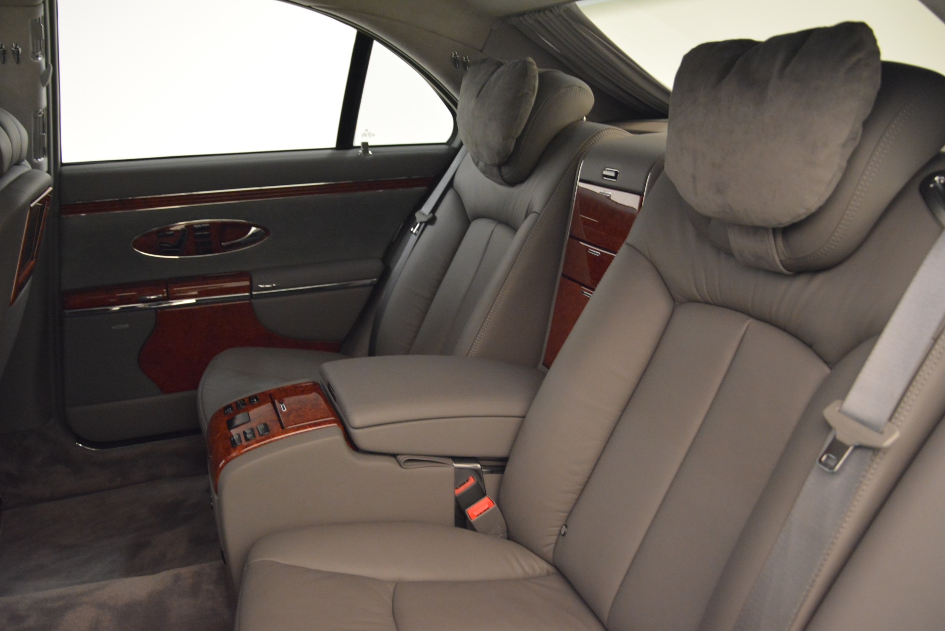 Used 2004 Maybach 57 for sale Sold at Rolls-Royce Motor Cars Greenwich in Greenwich CT 06830 21