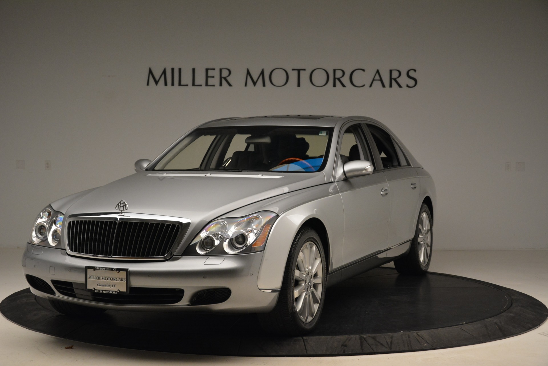 Used 2004 Maybach 57 for sale Sold at Rolls-Royce Motor Cars Greenwich in Greenwich CT 06830 1