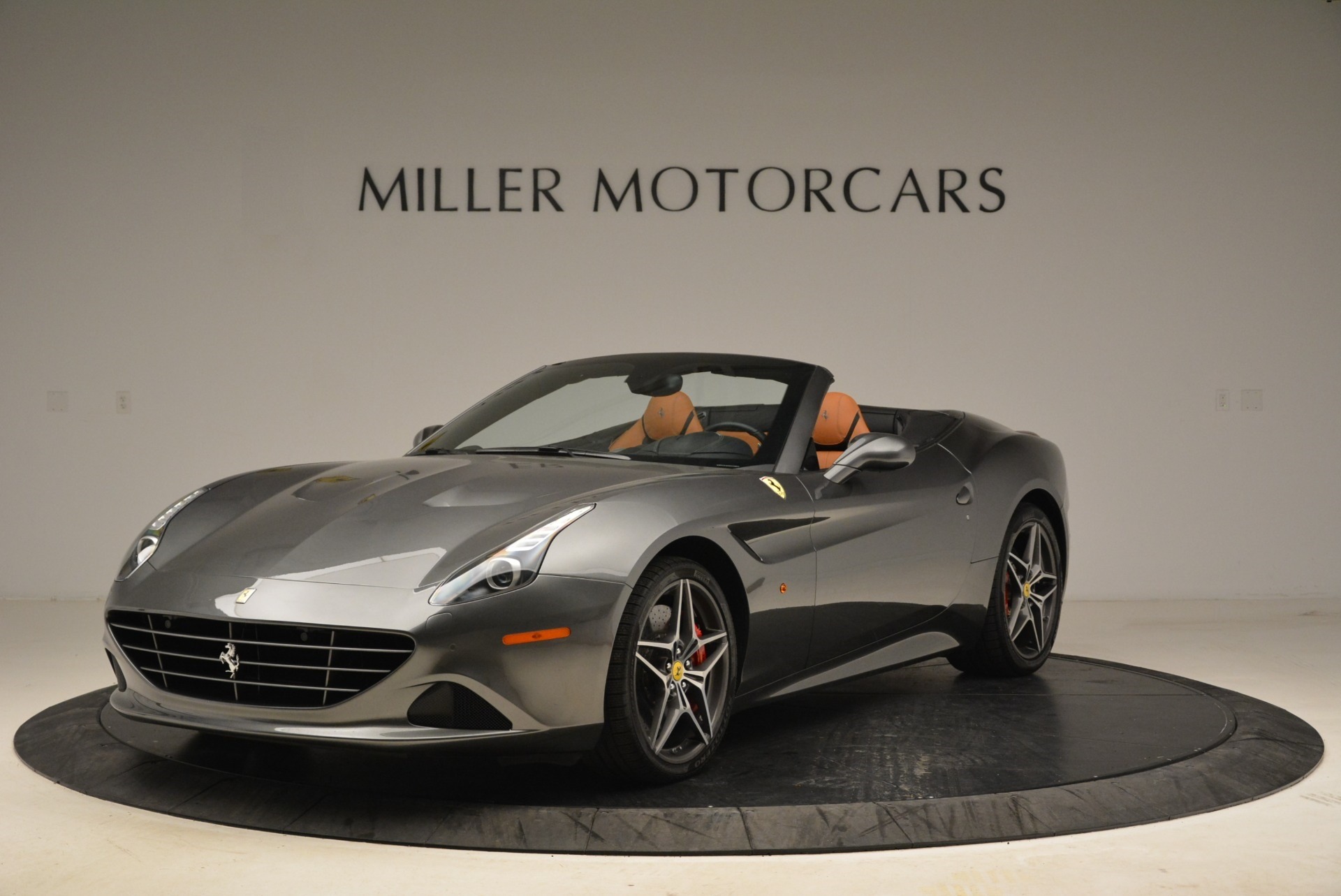 Used 2017 Ferrari California T Handling Speciale for sale $195,900 at Rolls-Royce Motor Cars Greenwich in Greenwich CT 06830 1