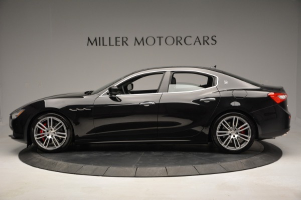 Used 2015 Maserati Ghibli S Q4 for sale Sold at Rolls-Royce Motor Cars Greenwich in Greenwich CT 06830 3